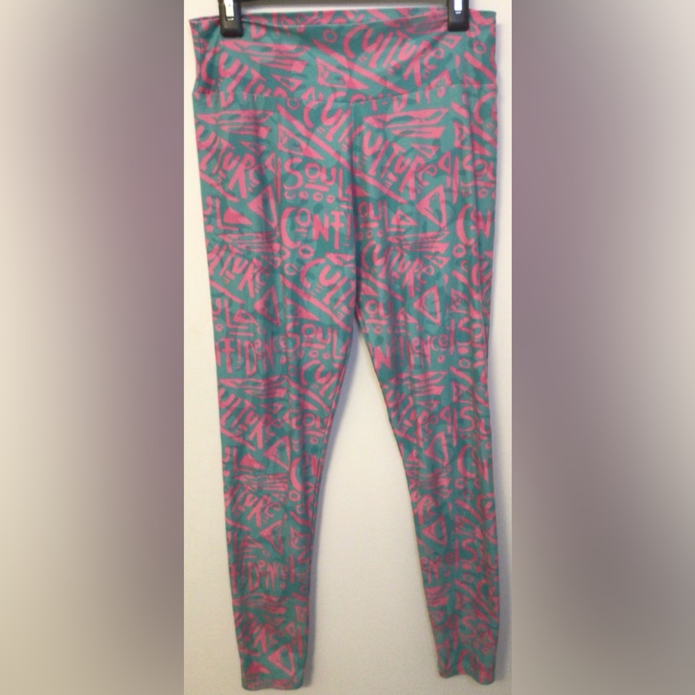 Izzy & liv Stylish Pink and Green Graphic Women's Leggings size m/l